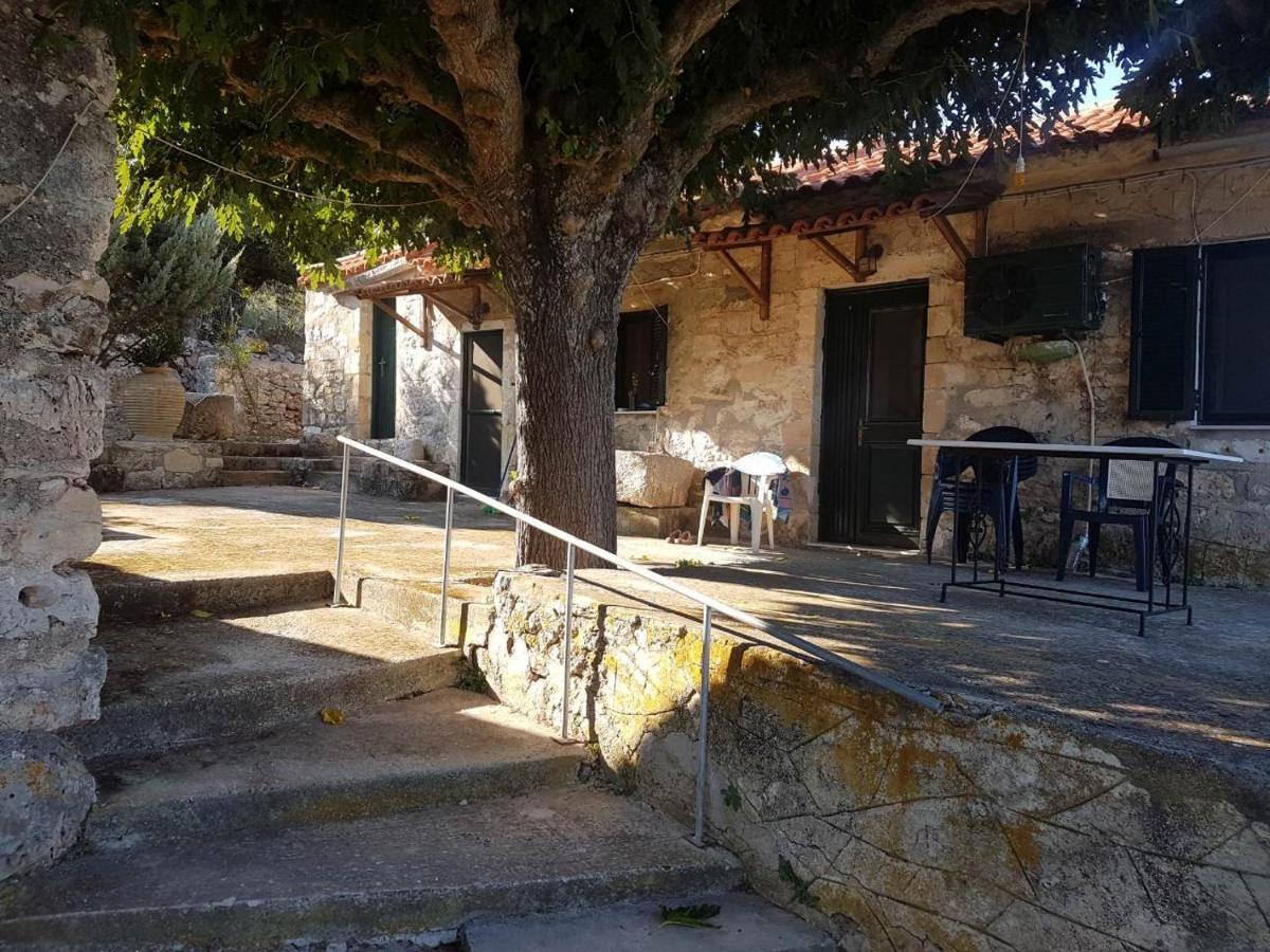 Liotrivi Olive Press Vila Volímai Exterior foto